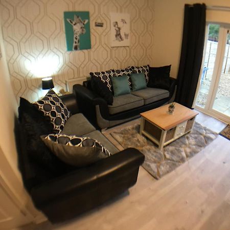 Very Large House, 6 Beds, 4 Bedrooms, 3 Bathrooms, 5 Smart Tv'S & Van Parking Boston Eksteriør bilde