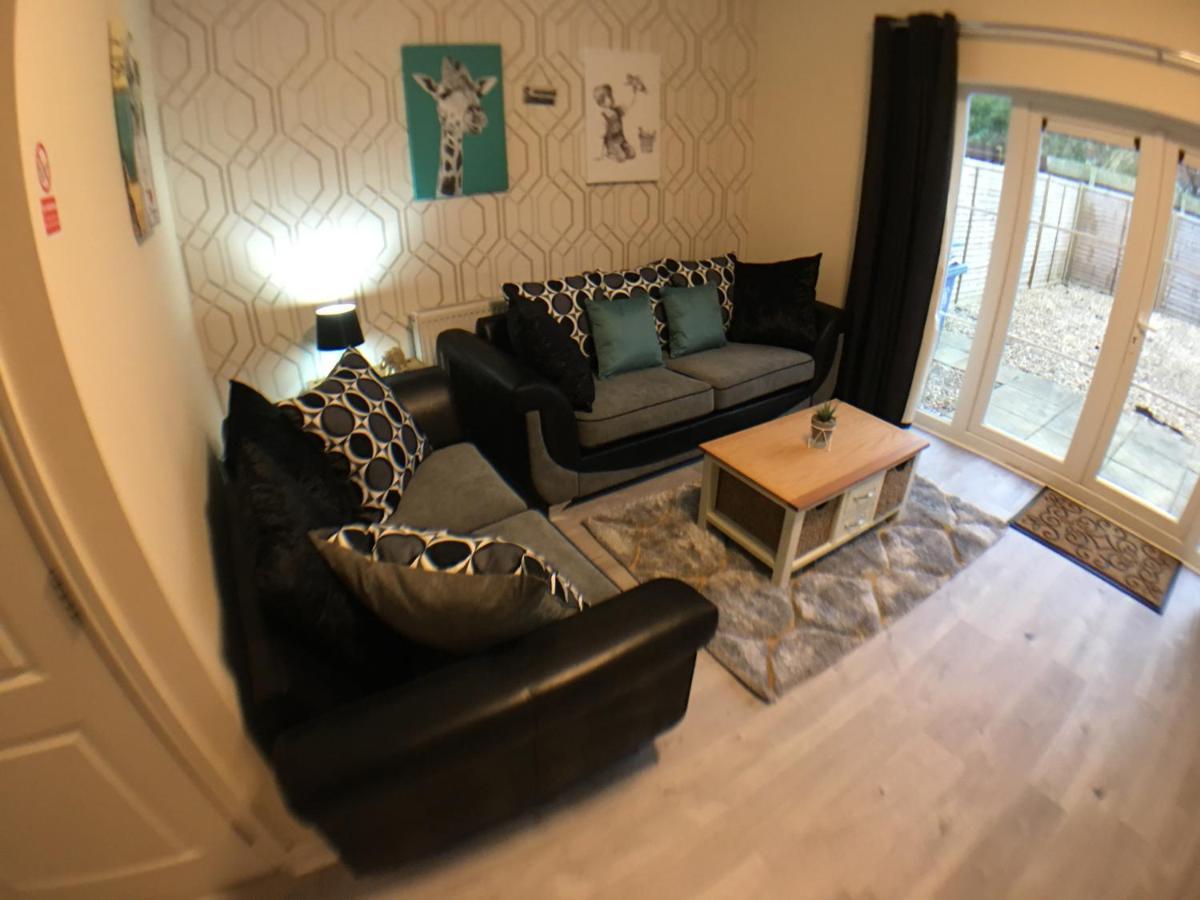 Very Large House, 6 Beds, 4 Bedrooms, 3 Bathrooms, 5 Smart Tv'S & Van Parking Boston Eksteriør bilde